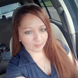 Meet your Posher, Gladis